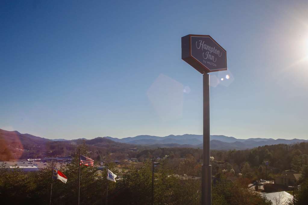 Hampton Inn Franklin, NC Exterior foto